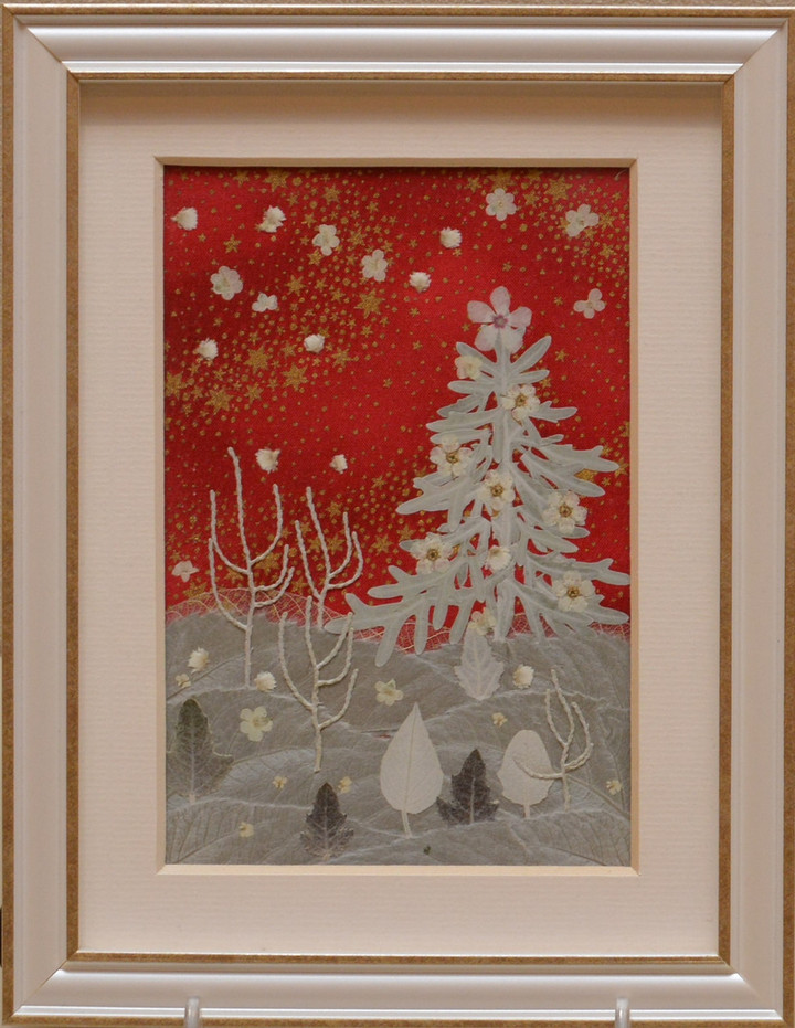 岐阜ハートセンター 便り : アトリエ・アキ 押し花グループ作品展「冬」