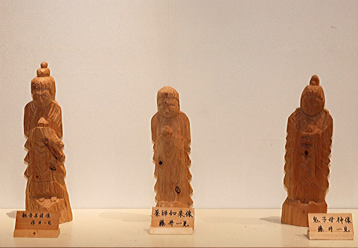 岐阜ハートセンター 便り : 岐阜円空仏を彫る会 第20回作品展